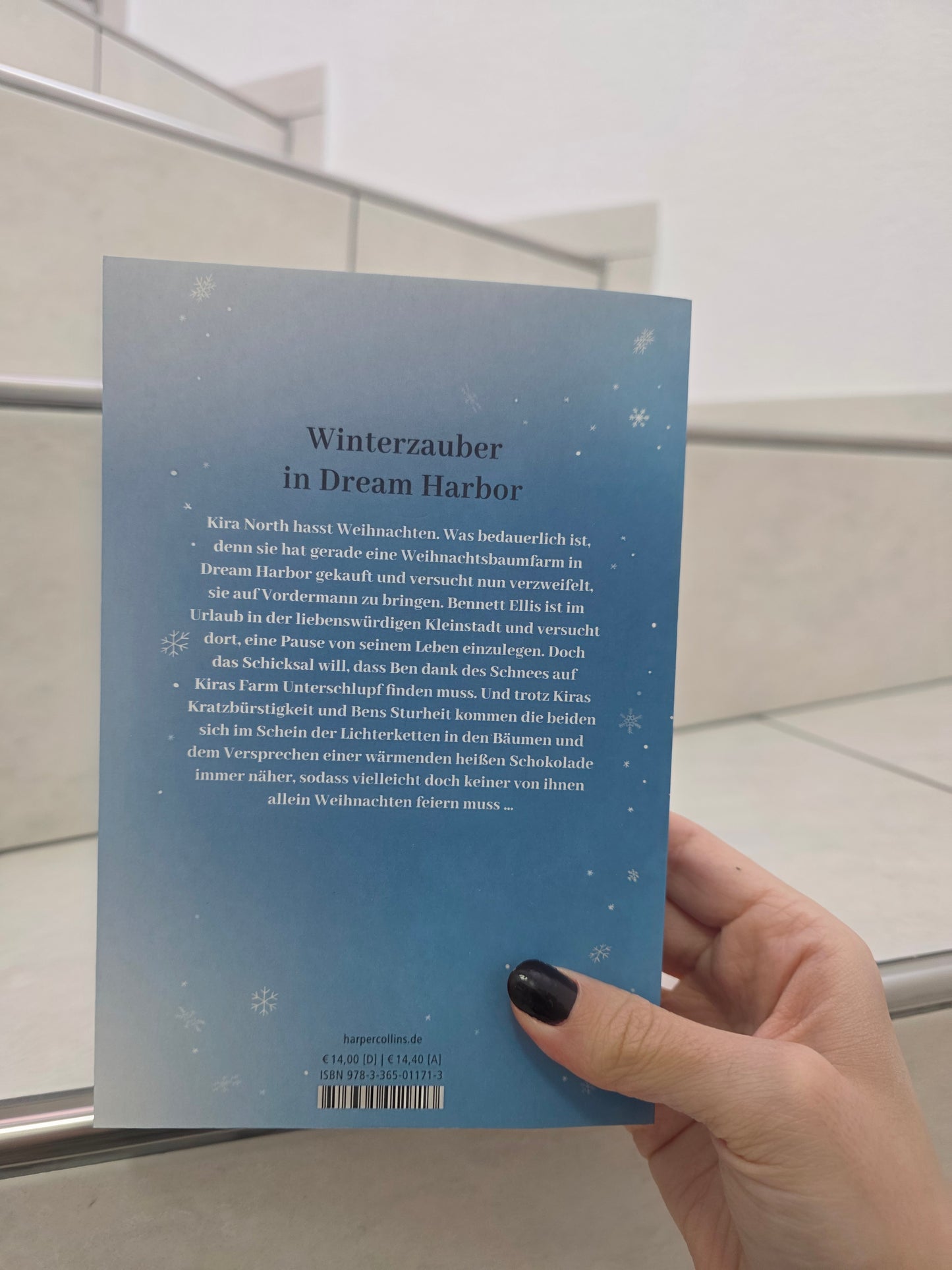 Kiss Me in Winter von Laurie Gilmore