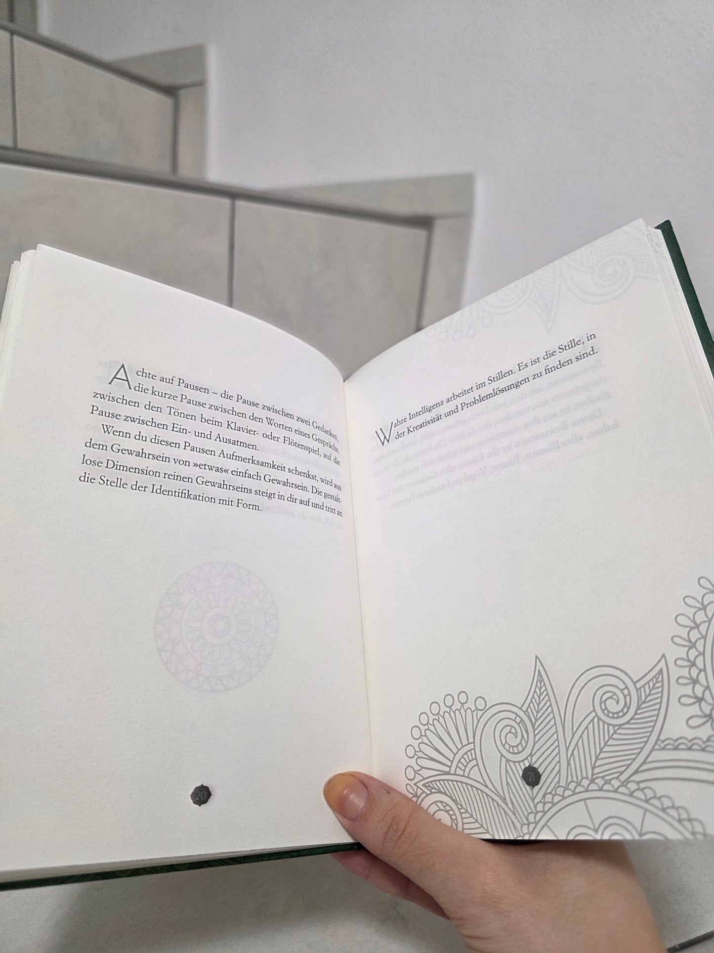 Stille spricht: Wahres sein berühren von Eckhart Tolle