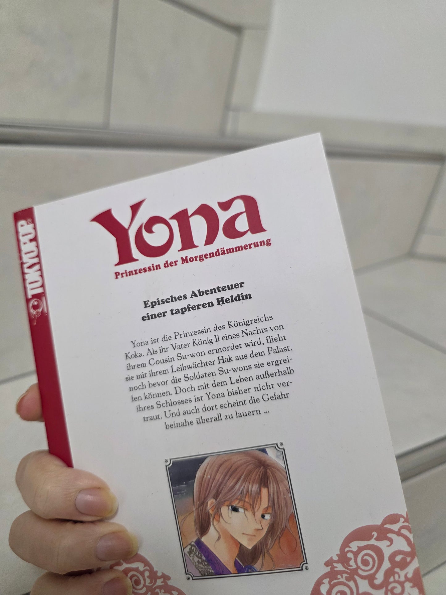 Yona 01 von Mizuho Kusanagi