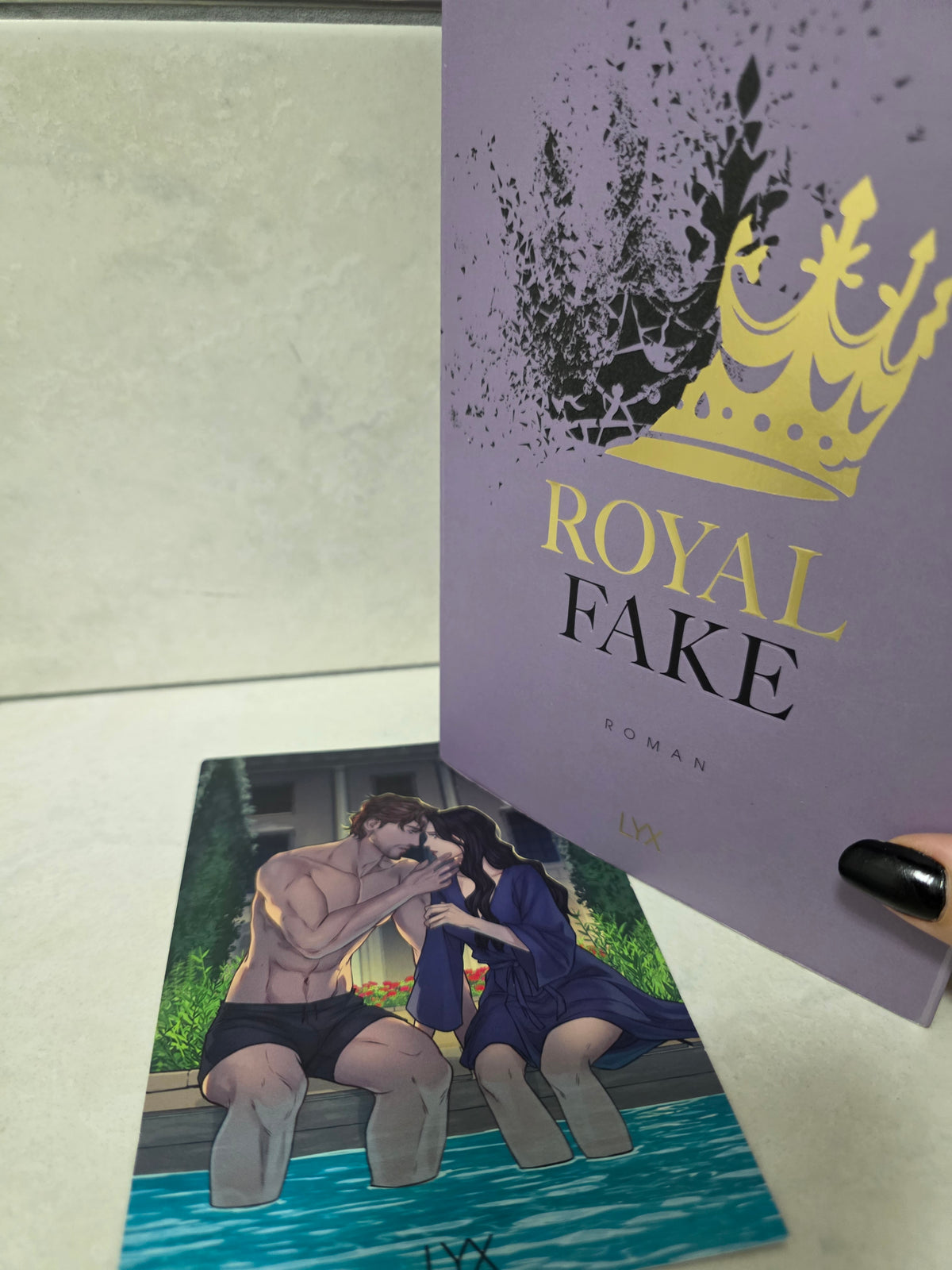 Royal Fake von Lena Kiefer