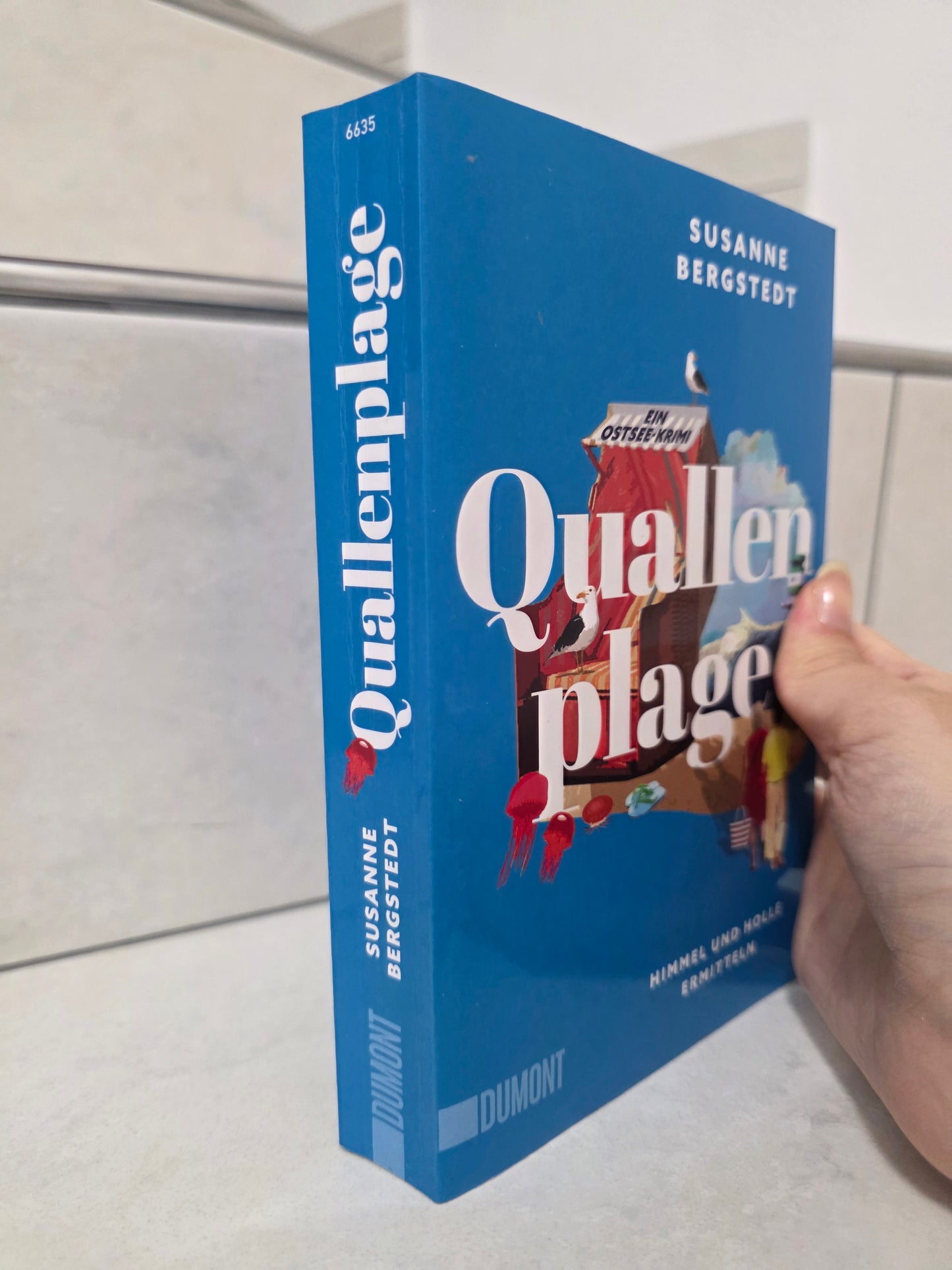 Quallenplage von Susanne Bergstedt