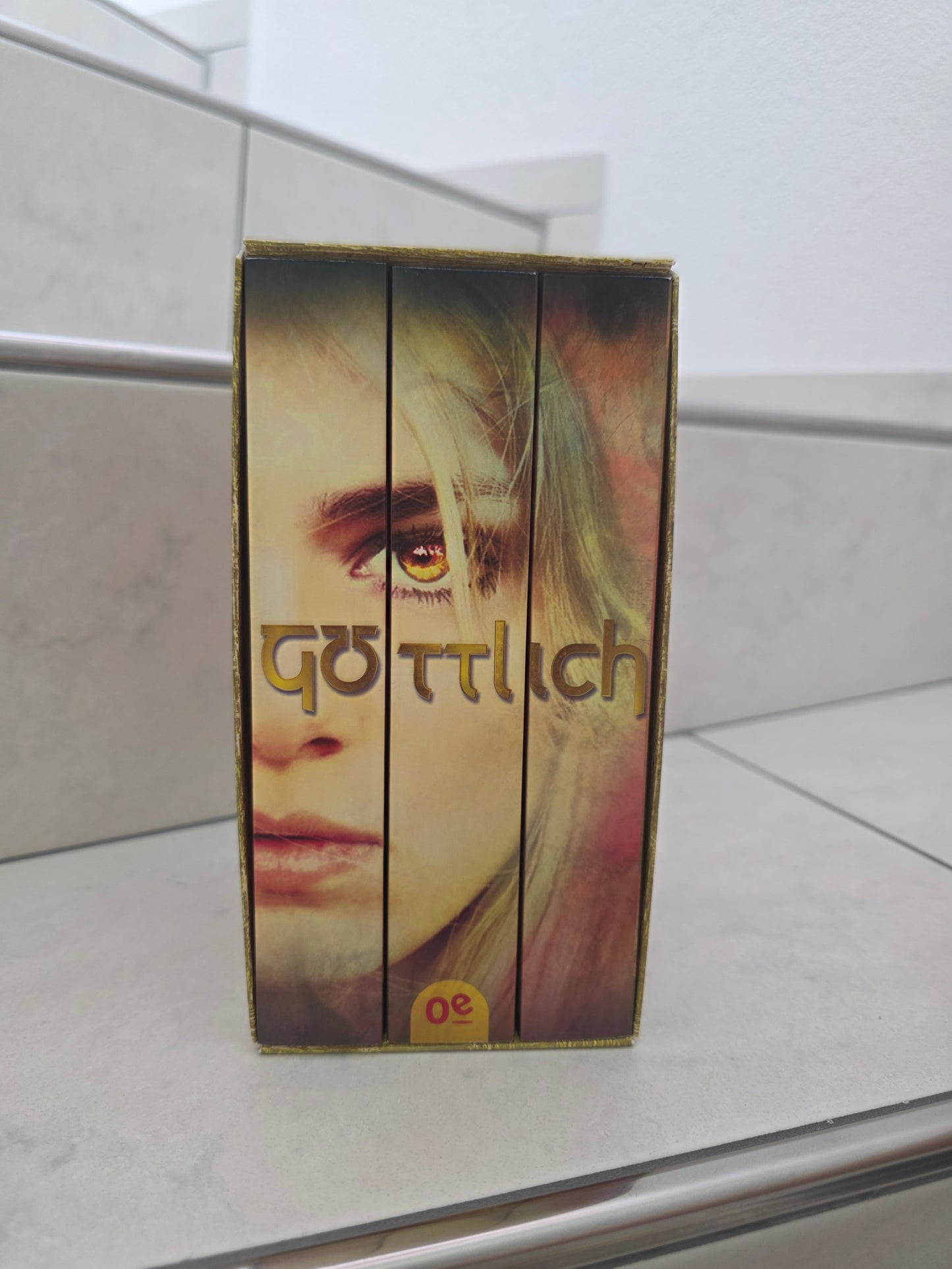 Göttlich Trilogie von Josephine Angelini