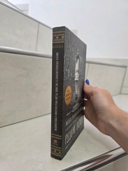 Miss Peregrine's Home for Peculiar Children by Ransom Riggs