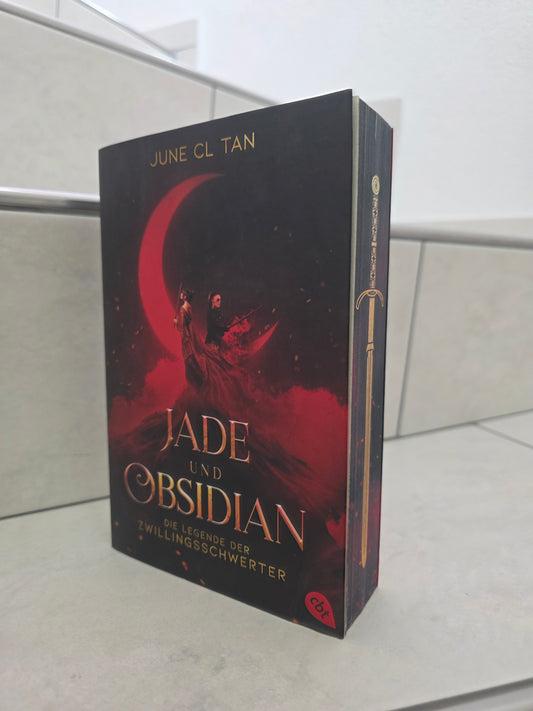 Jade und Obsidian von June CL Tan