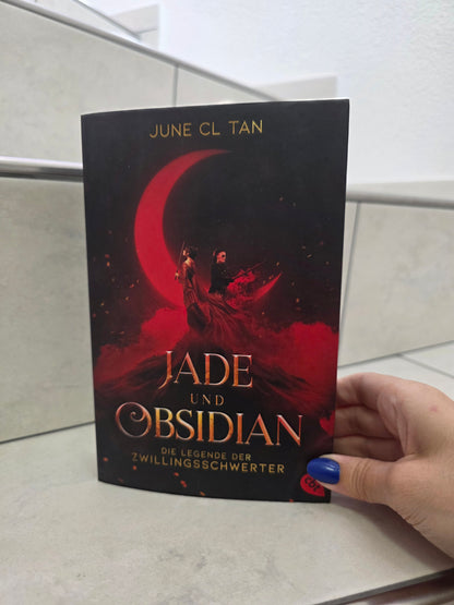 Jade und Obsidian von June CL Tan