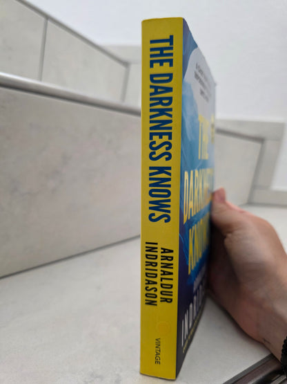 The Darkness Knows by Arnaldur Indridason