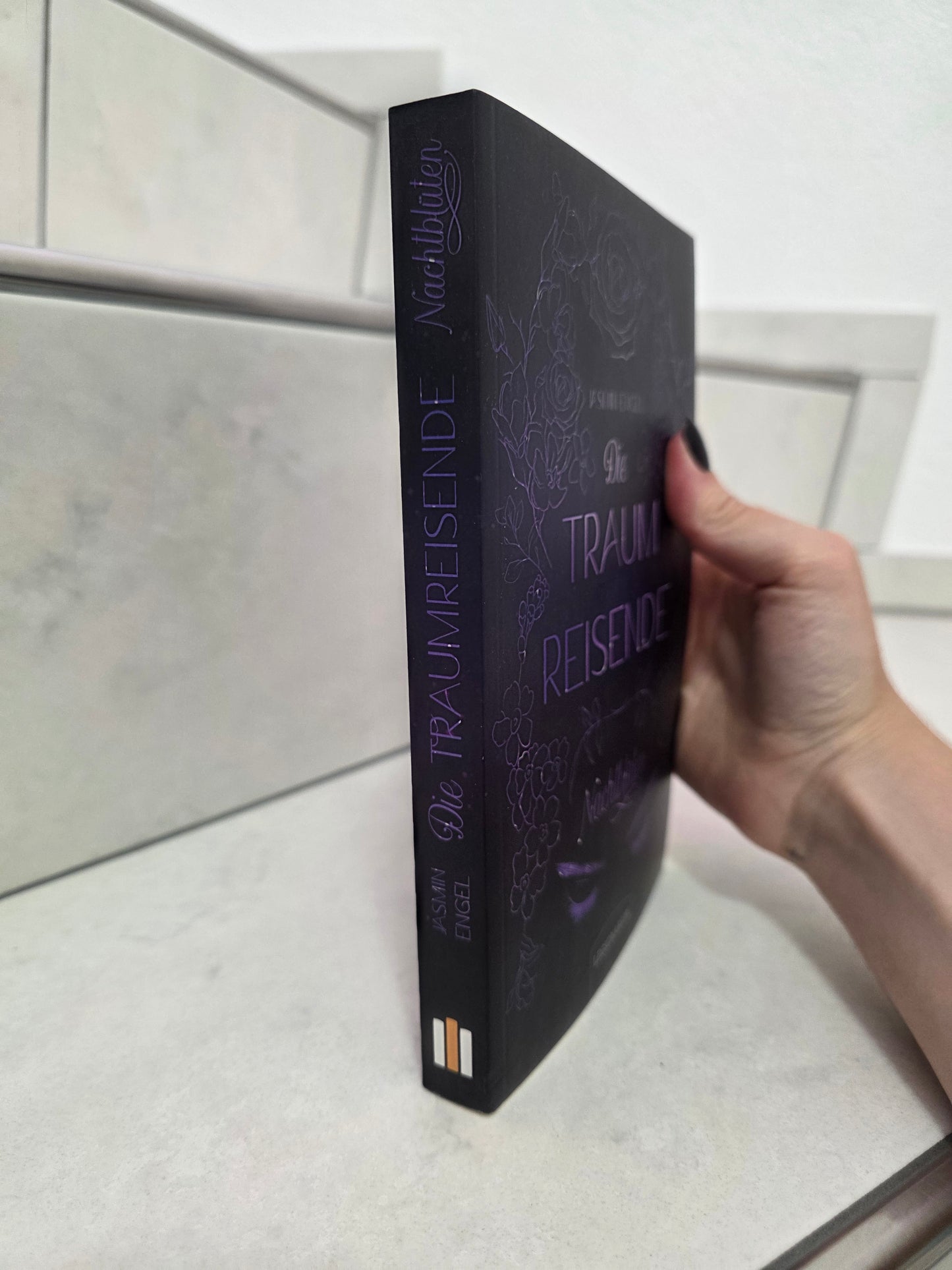 Die Traumreisende: Nachtblüten von Jasmin Engel