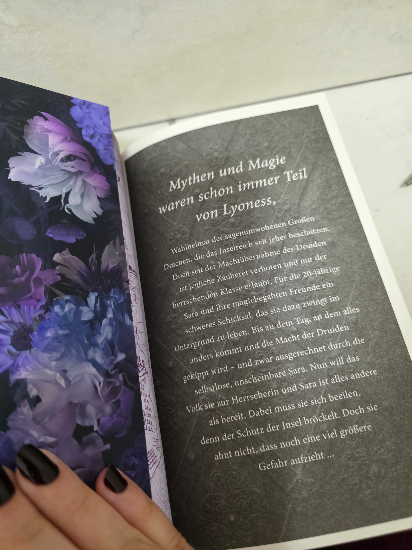 Die magische Krone von Lyoness von Sandra Regenier