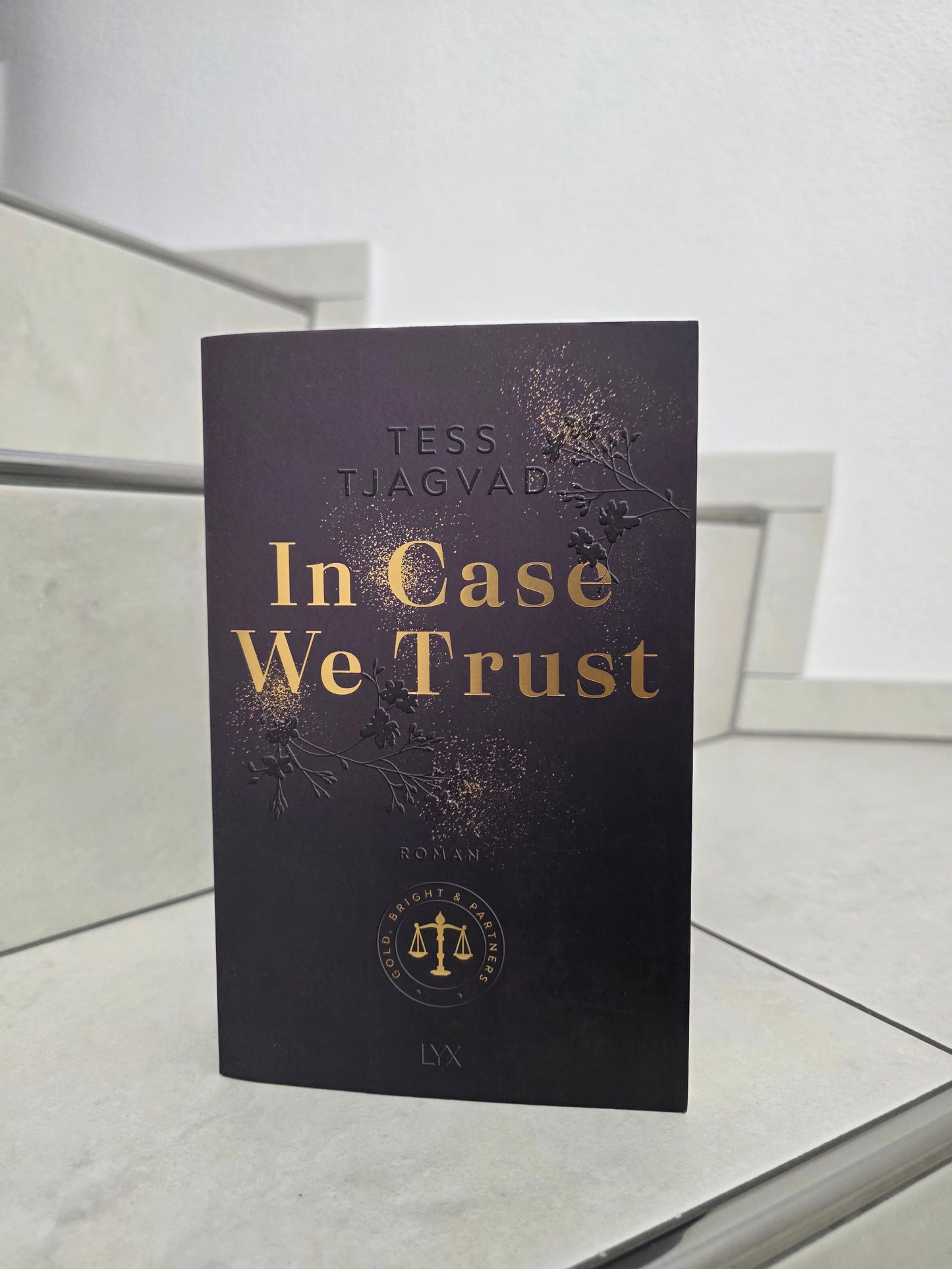 In Case We Trust von Tess Tjagvad