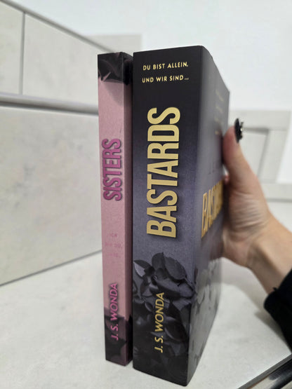 Bastards & Sisters von J.S. Wonda