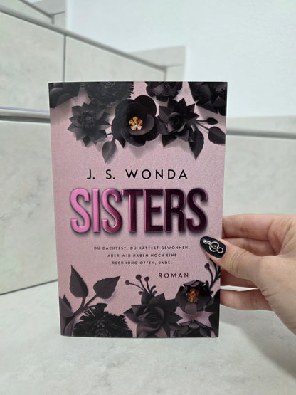 Sisters von J.S. Wonda