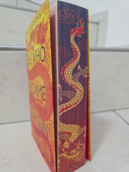 She Who Became The Sun: Der strahlende Kaiser 1 von Shelley Parker-Chan