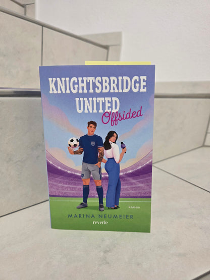 Knightsbridge United Offsided von Marina Neumeier