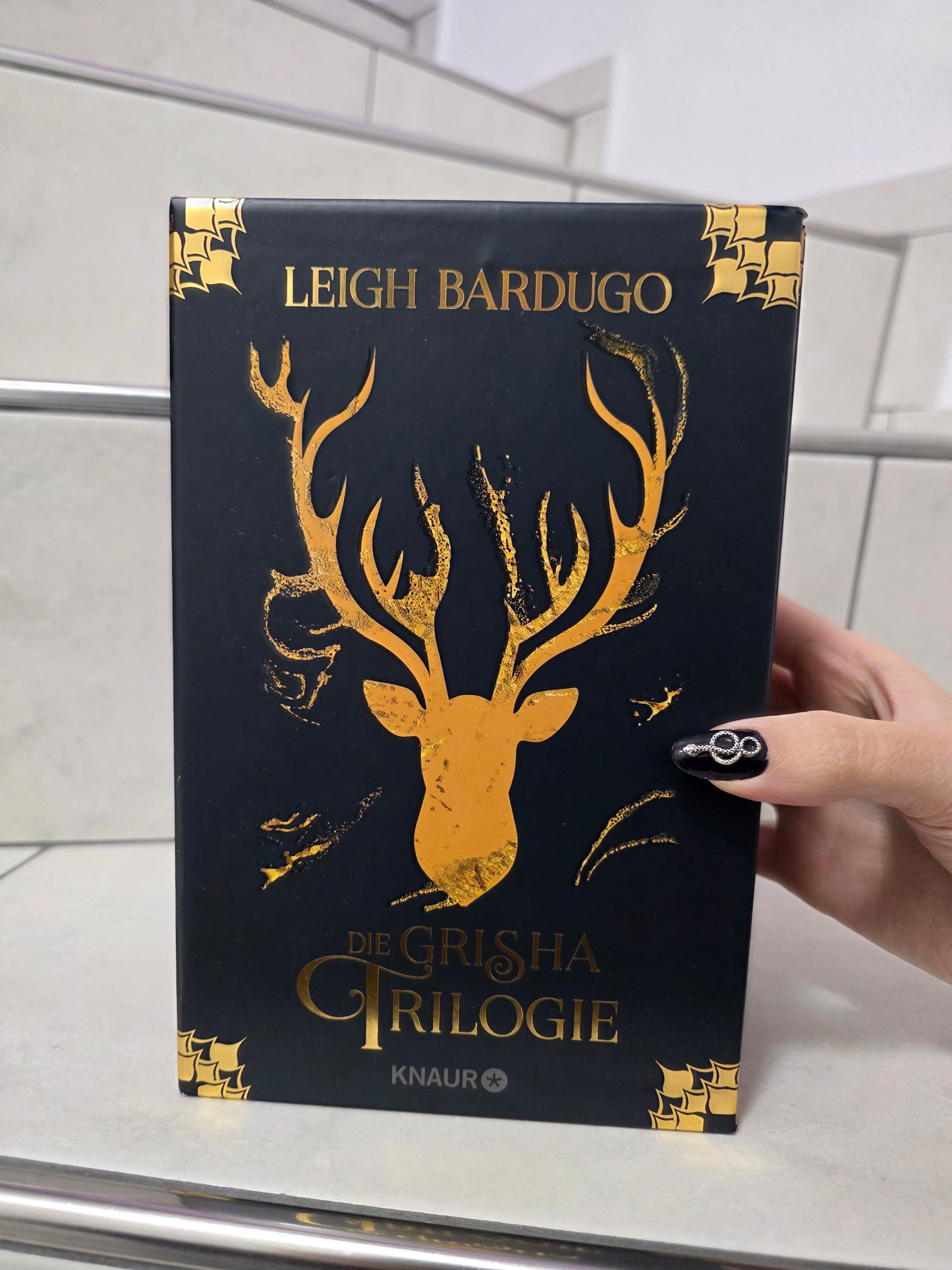 Die Grisha Trilogie von Leigh Bardugo