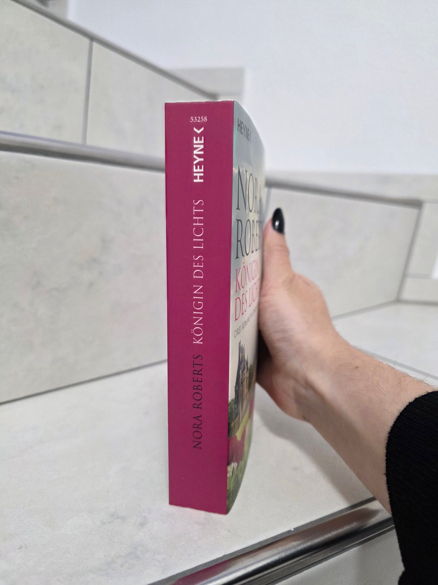 Königin des Lichts von Nora Roberts