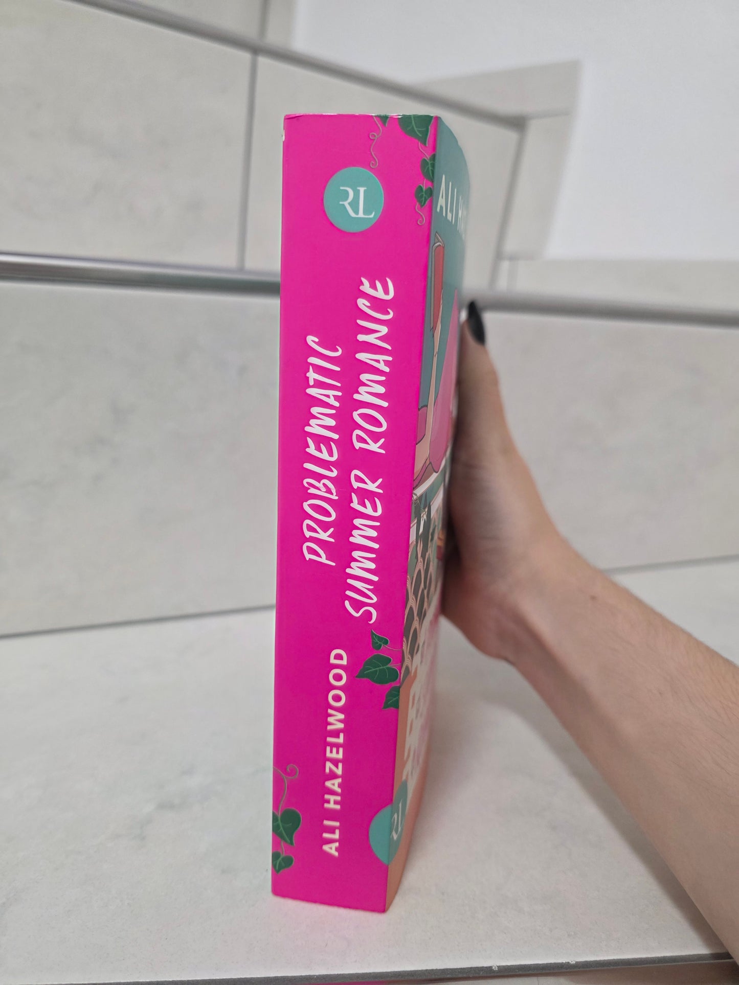 Problematic Summer Romance von Ali Hazelwood