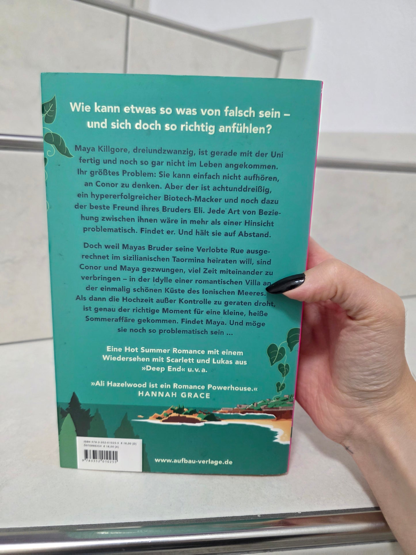 Problematic Summer Romance von Ali Hazelwood