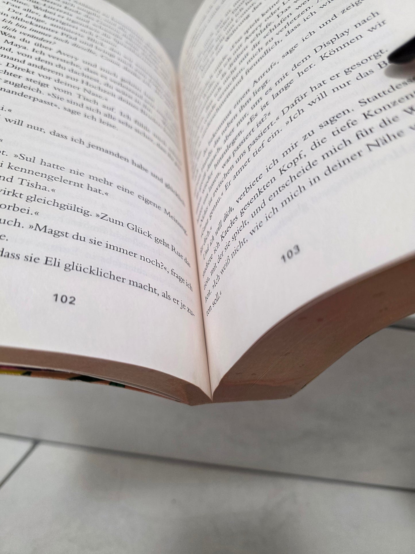 Problematic Summer Romance von Ali Hazelwood