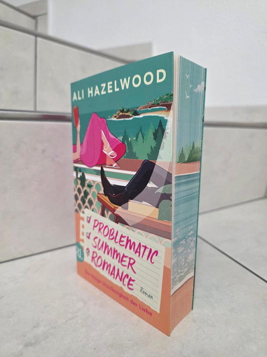 Problematic Summer Romance von Ali Hazelwood