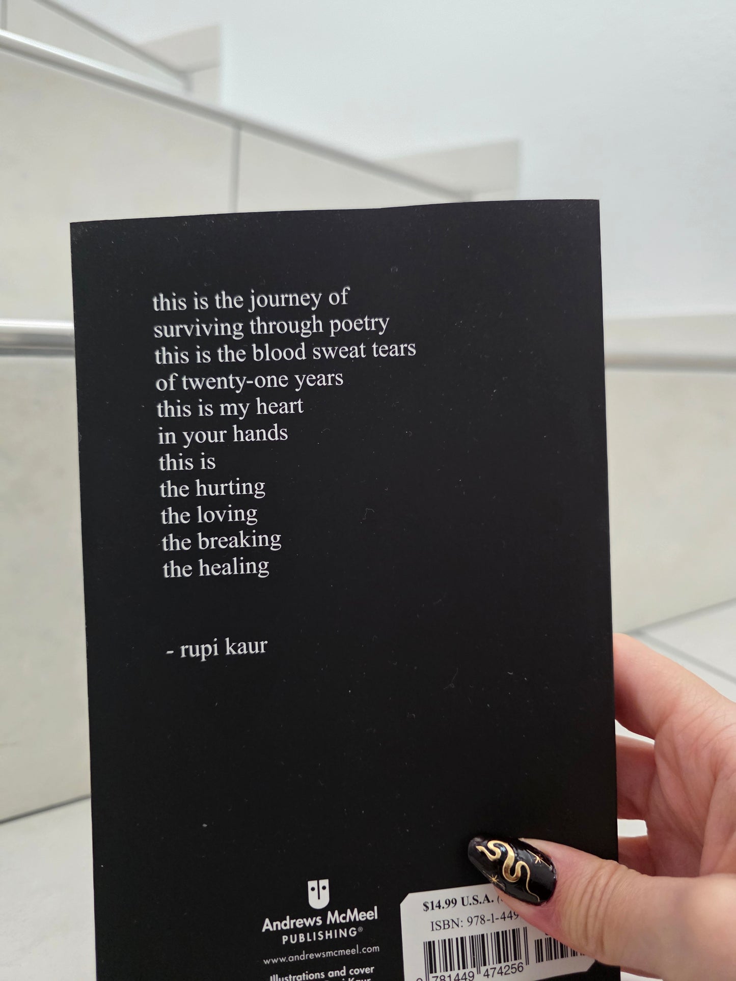 Milk & Honey by Rupi Kaur