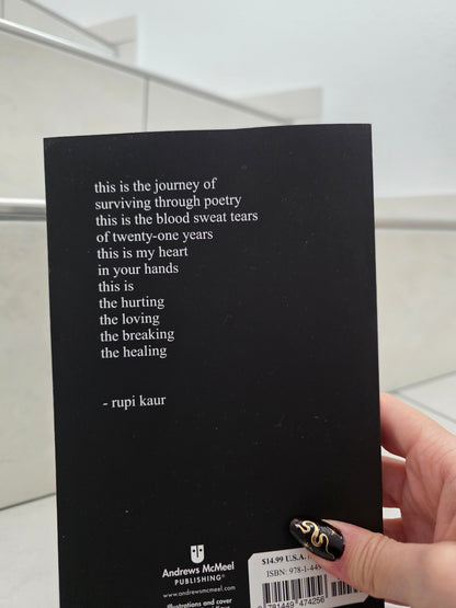 Milk & Honey by Rupi Kaur