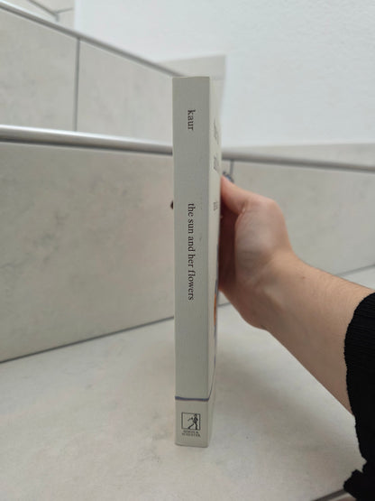 The sun and her flowers by Rupi Kaur