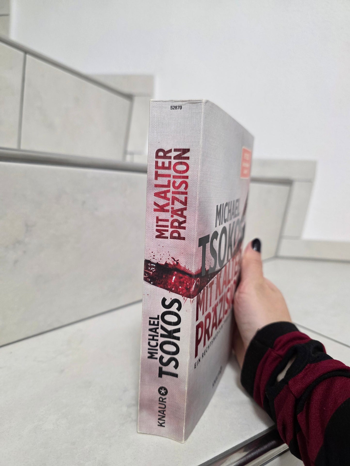 Mit kalter Präzision von Michael Tsokos