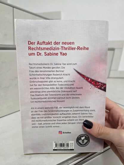 Mit kalter Präzision von Michael Tsokos