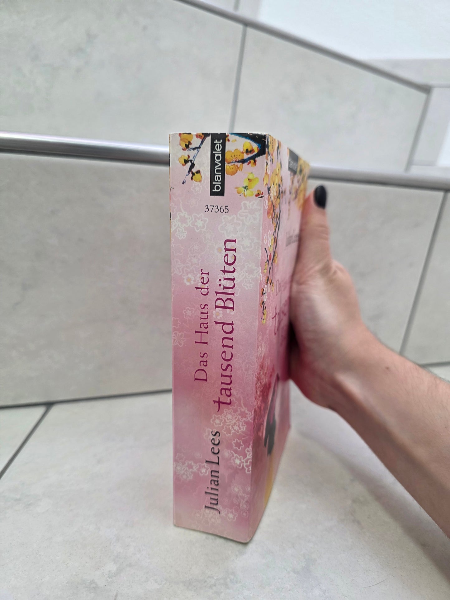 Das Haus der tausend Blüten von Julian Lees