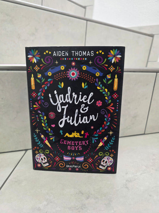 Cemetery Boys: Yadriel und Julian von Aiden Thomas