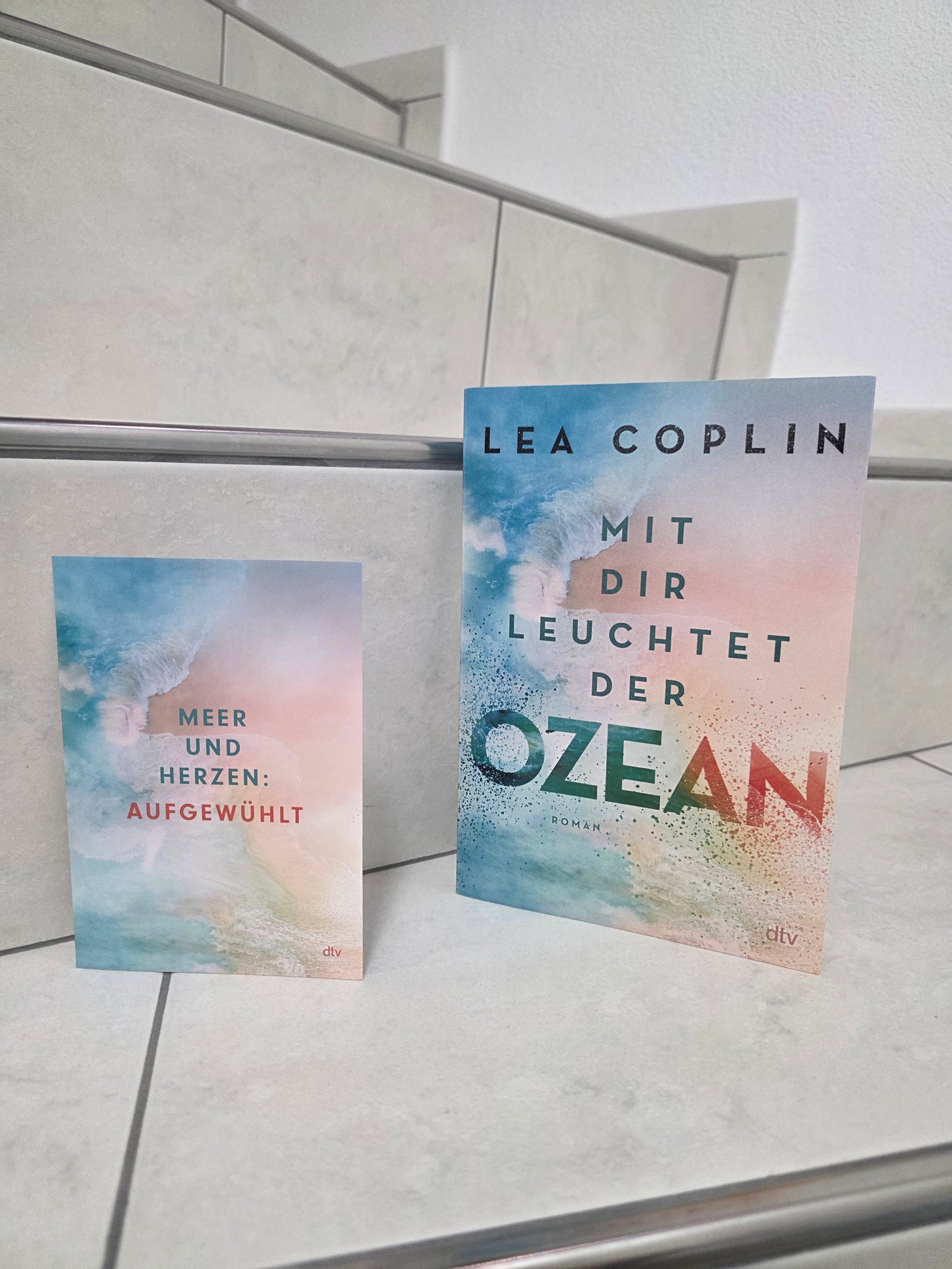 Mit dir leuchtet der Ozean von Lea Coplin