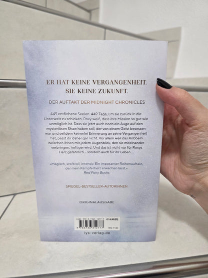 Midnight Chronicles 1 von Bianca Iosivoni & Laura Kneidl