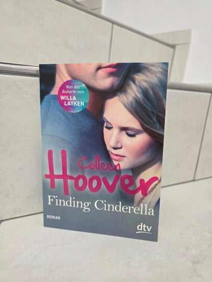 Finding Cinderella von Colleen Hoover