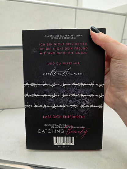 Catching Beauty von J.S. Wonda