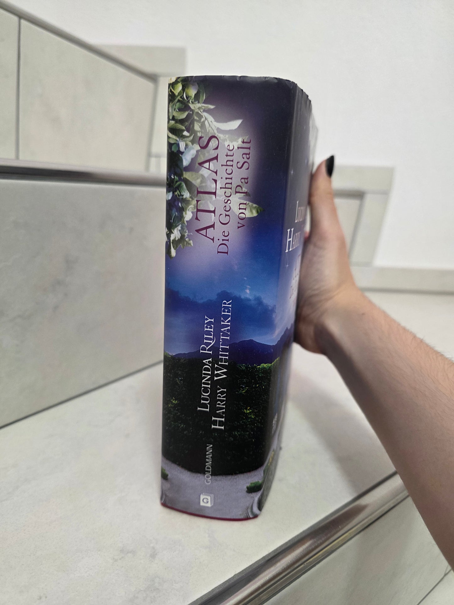 Atlas: Die Geschichte von Pa Salt von Lucinda Riley & Harry Whittaker