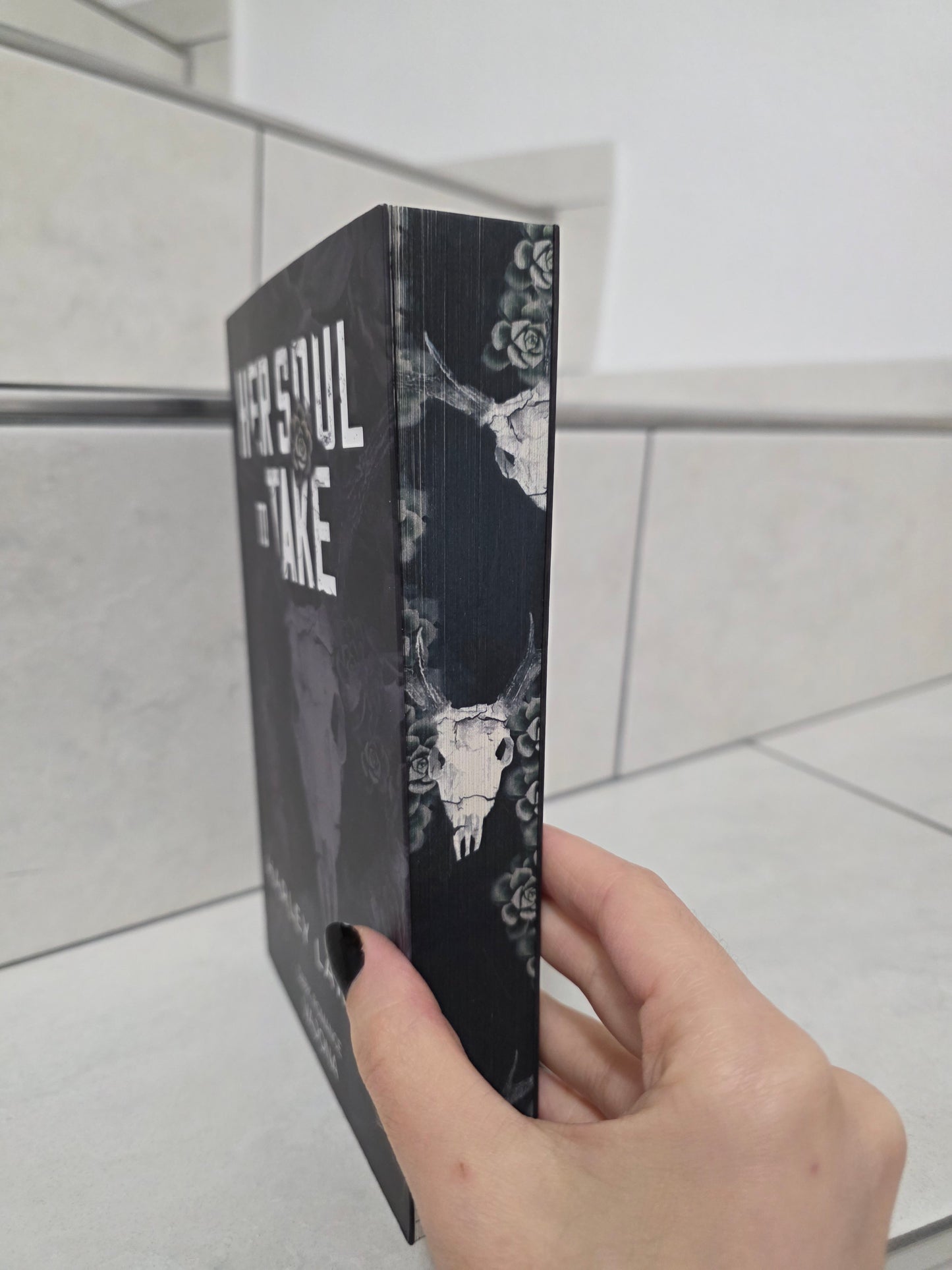 Her Soul to take von Harley Laroux