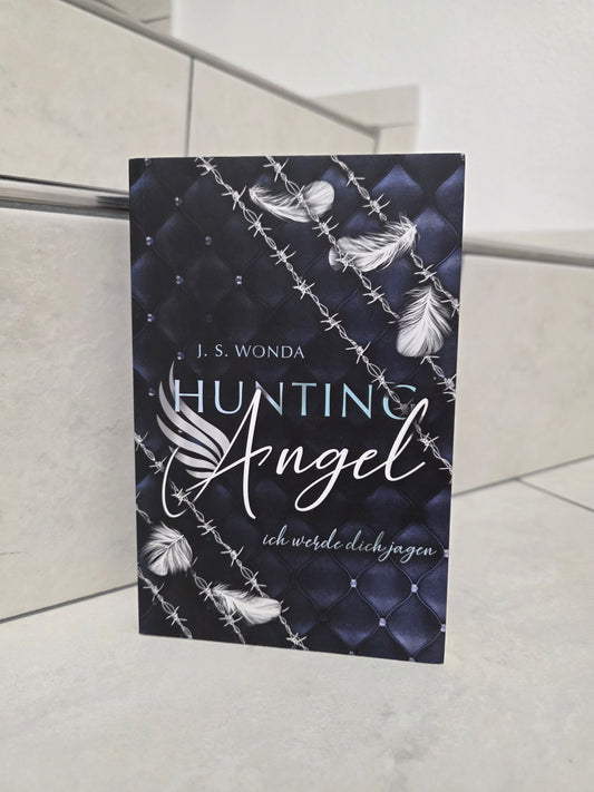Hunting Angel von J.S. Wonda