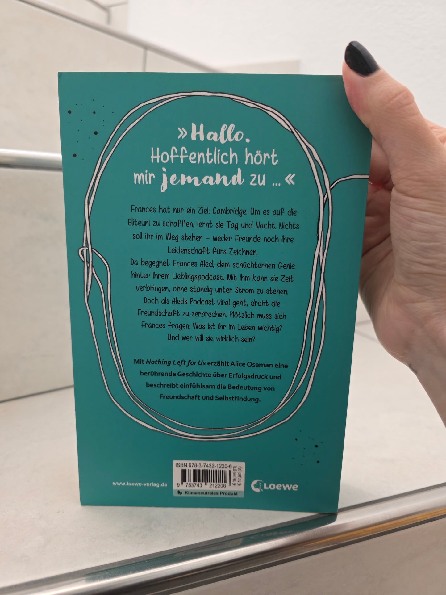 Nothing Left For Us von Alice Oseman