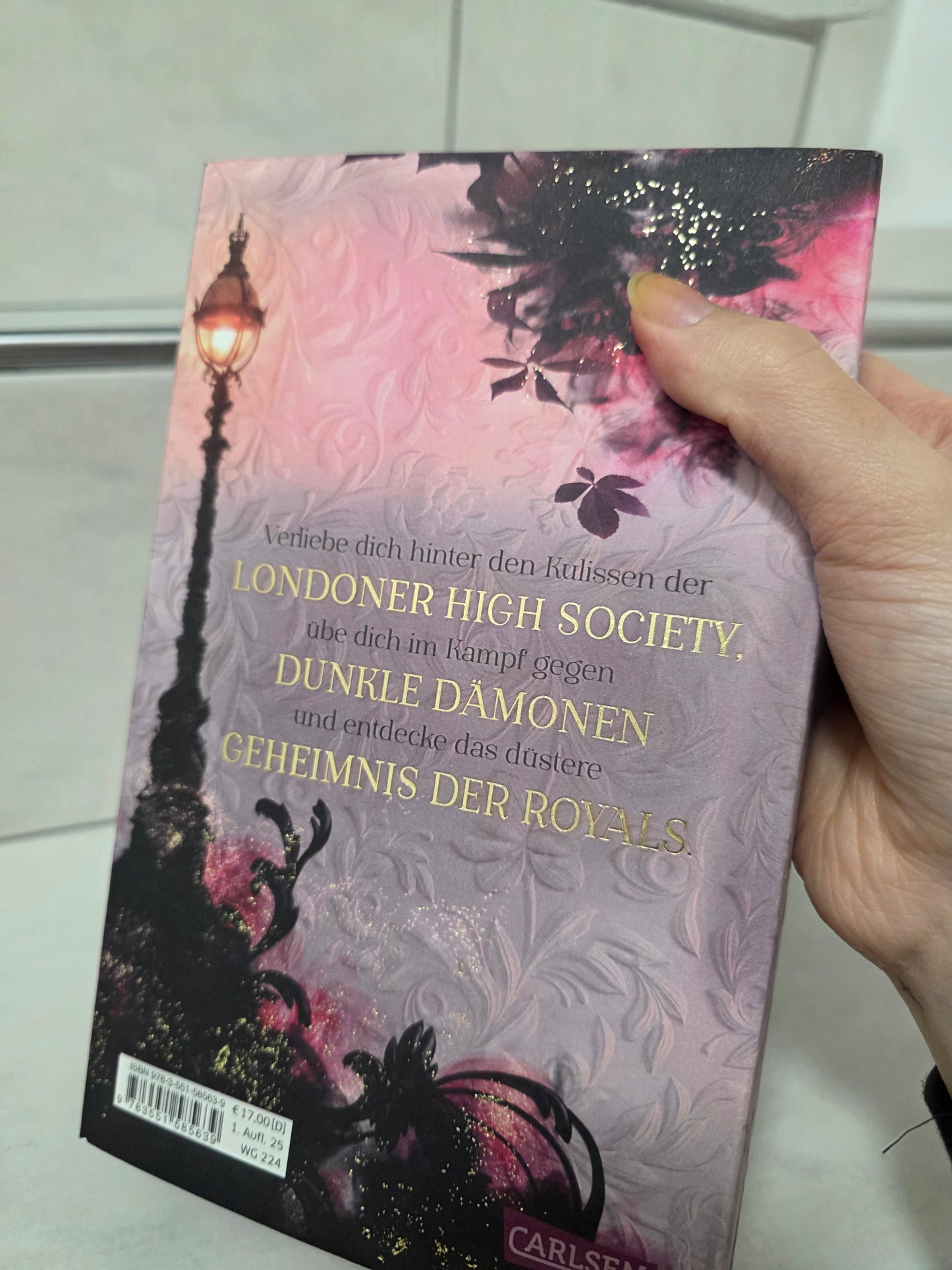 Royals of Nightfall von Julia Kuhn