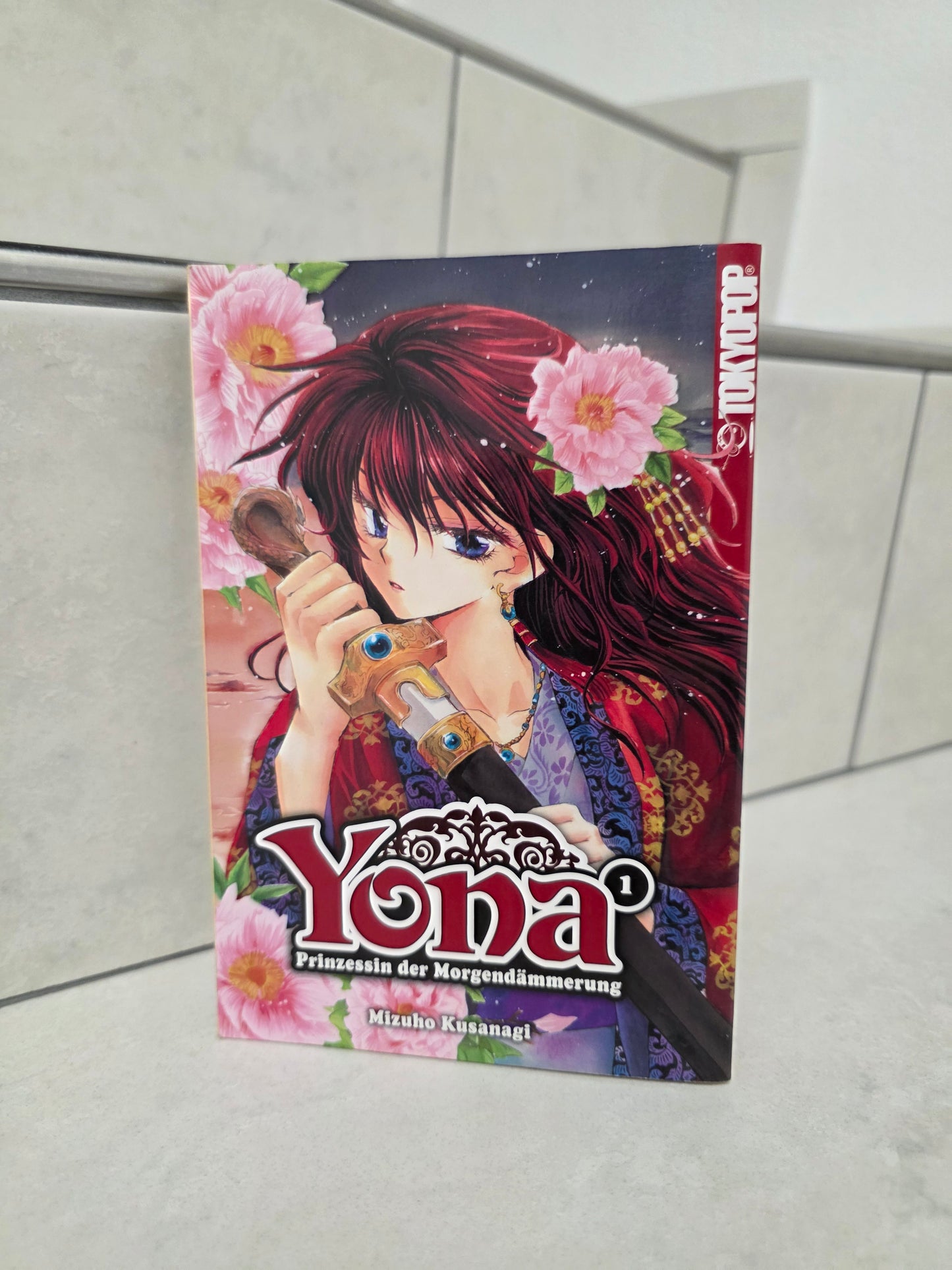 Yona 01 von Mizuho Kusanagi