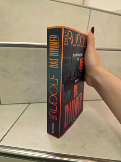 Das Dinner von Emily Rudolf