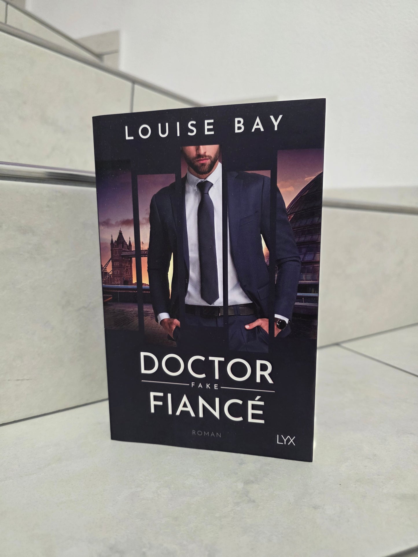Doctor Fake Fiancé von Louise Bay