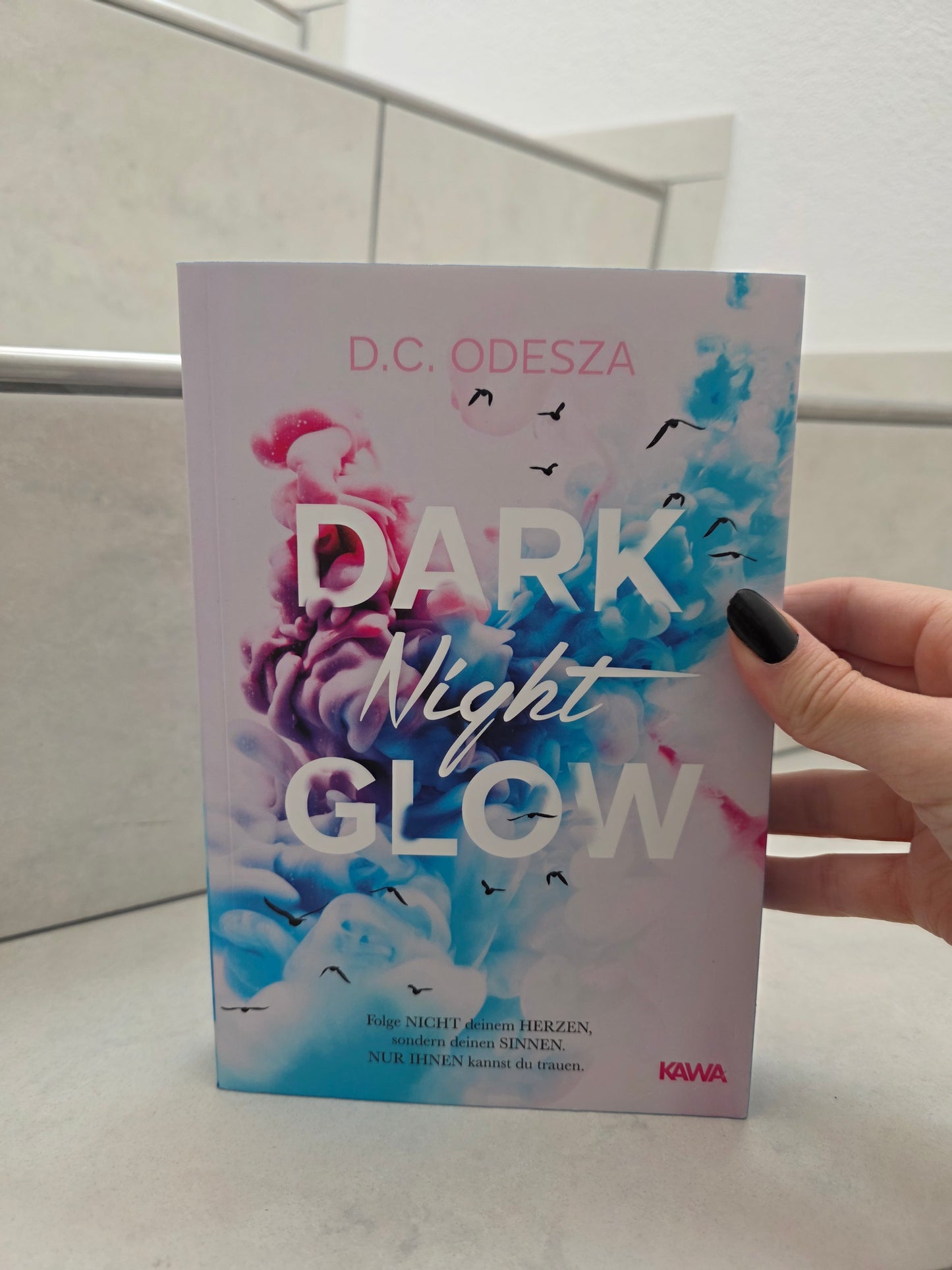 Dark Night Glow von D.C. Odesza