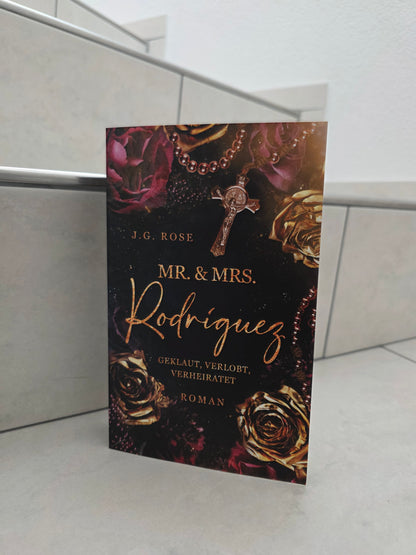 Mr. & Mrs. Rodriguez von J.G. Rose