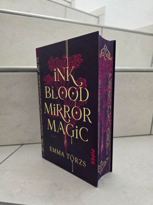 Ink Blood Mirror Magic von Emma Törzs