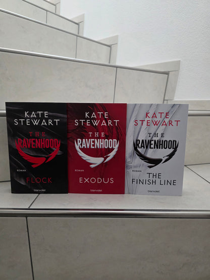 The Ravenhood 1-3 von Kate Stewart
