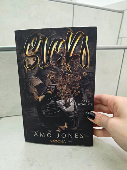Sicko von Amo Jones