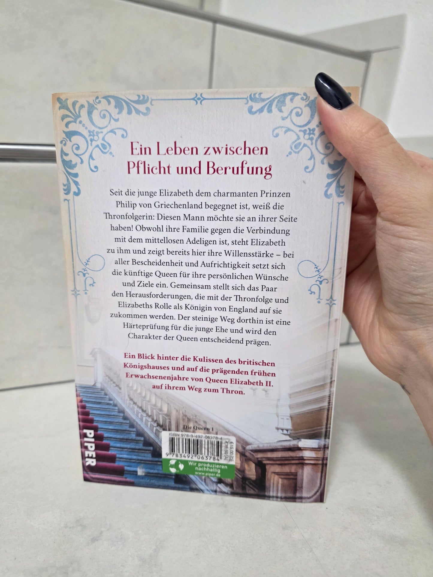Die Queen von Eva-Maria Bast