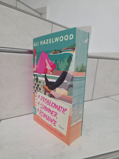 Problematic Summer Romance von Ali Hazelwood