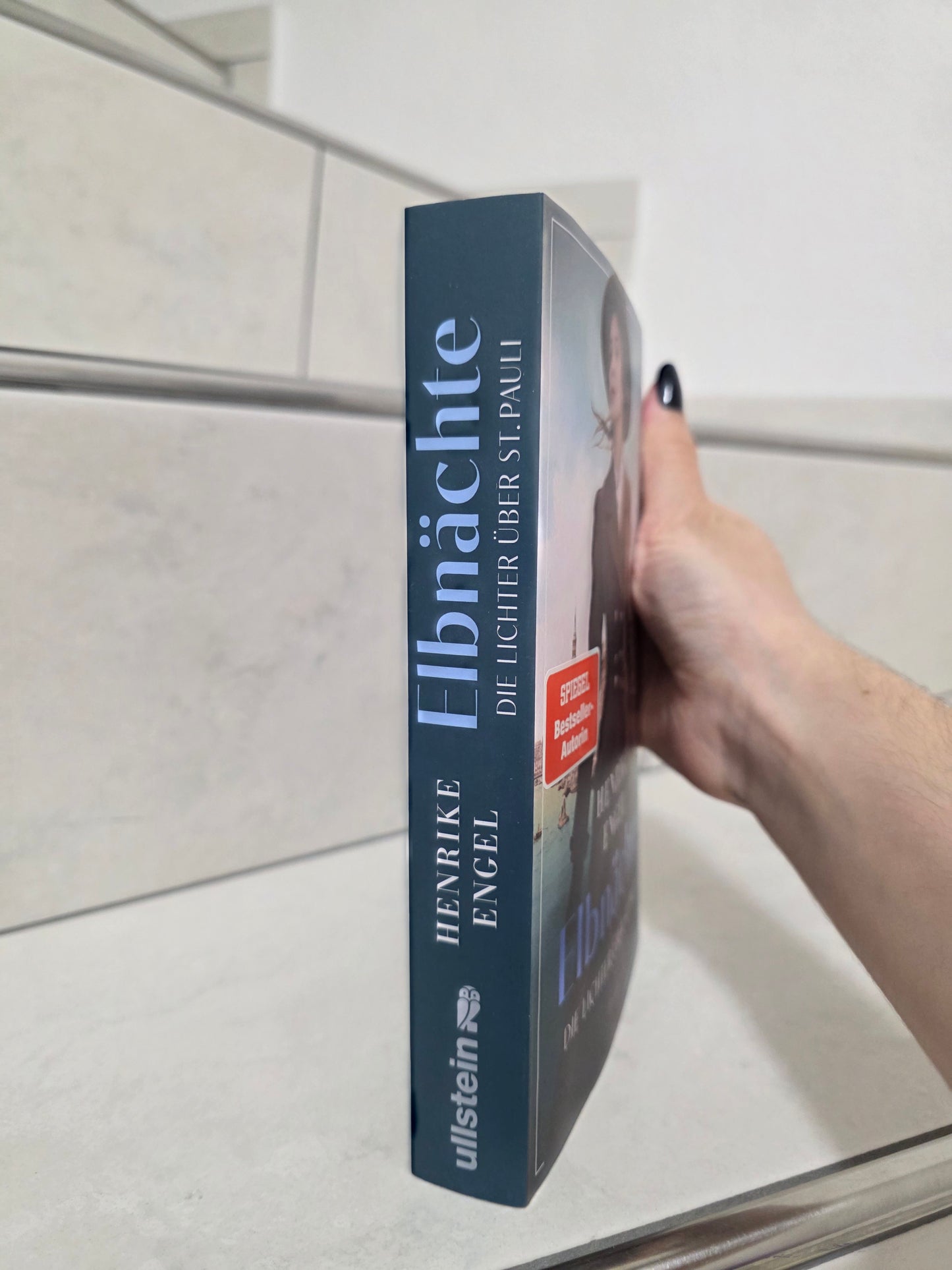 Elbnächte von Henrike Engel